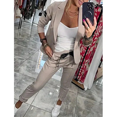 DFFRNT® | Tweedelige set met zachte blazer & relaxte joggers