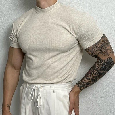 DFFRNT® | T-Shirt slim fit met hoge kraag