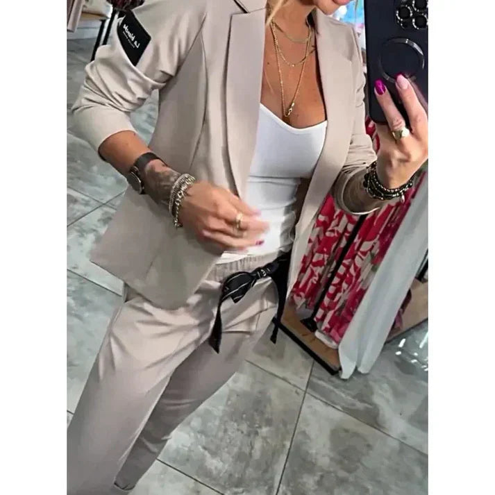 DFFRNT® | Tweedelige set met zachte blazer & relaxte joggers