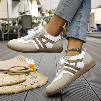 DFFRNT® | Lage Stap Sneaker