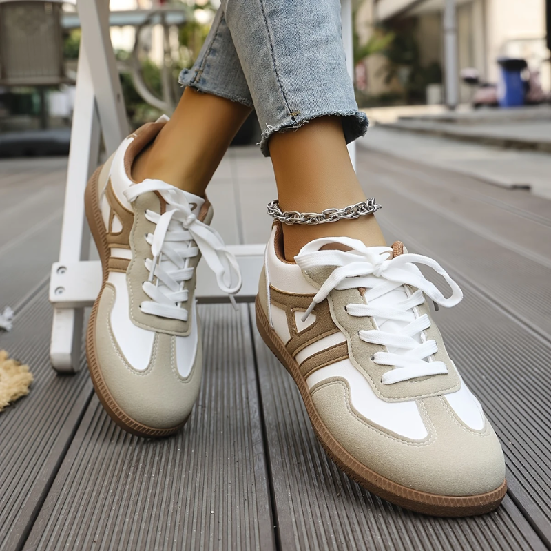 DFFRNT® | Lage Stap Sneaker