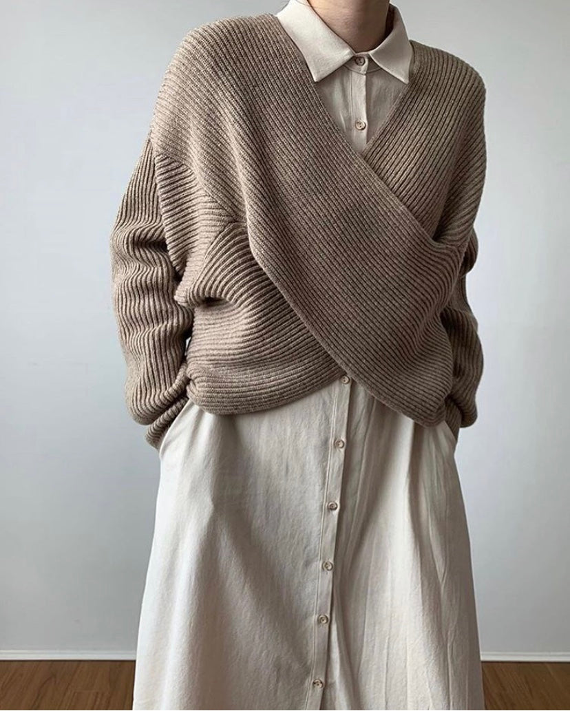 DFFRNT® | Elegante kruisgebreide trui