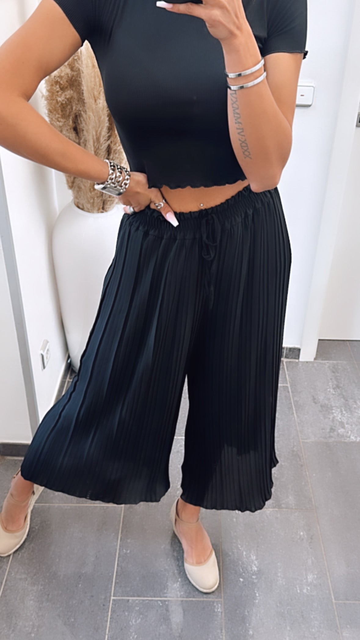 DFFRNT® | Geplooide broek