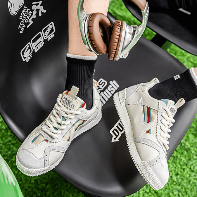 DFFRNT® | Limited Edition Retro Sneakers