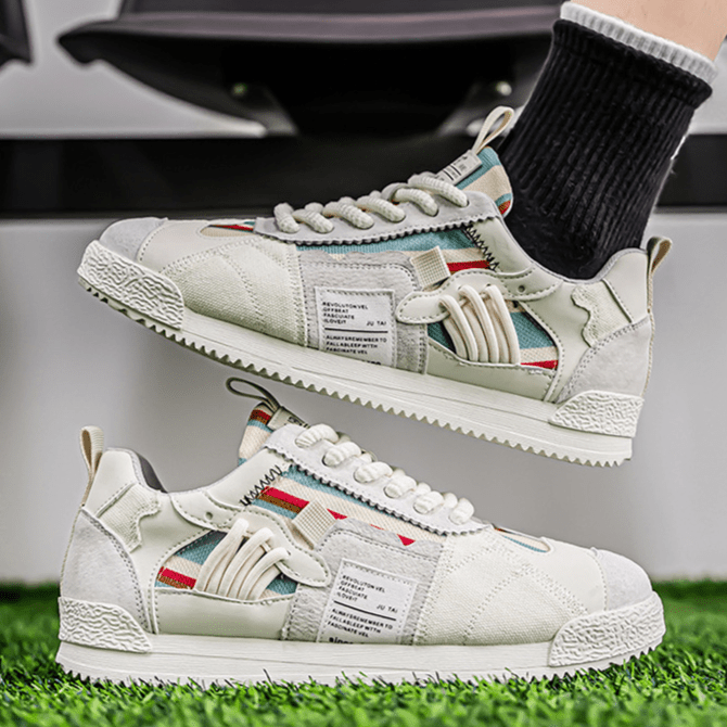 DFFRNT® | Limited Edition Retro Sneakers